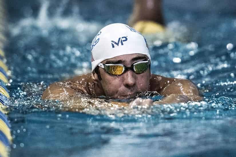 The Best Swimming Goggles 2025: A Guide to Top Models, Shapes, and Colors